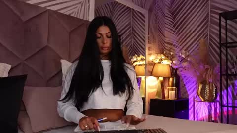 EvaRhea online show from May 11, 2:51 am