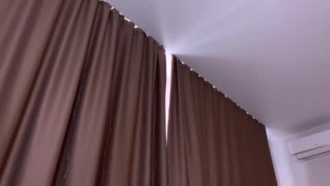 Snapshot of evasweet420 chatting on October 28, 1:01 pm Eva online show from October 28, 1:01 pm