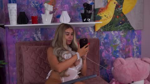 Eva online show from September 18, 5:28 pm