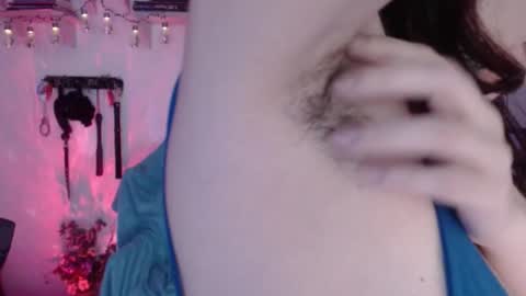 Eve Blue  friends. IG eve blue77 TW EveBlue 1 OF eveblue7 online show from September 12, 3:41 am