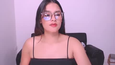 Snapshot of eve_rox18 chatting on December 23, 8:11 am Eve Rox18 online show from December 23, 8:11 am