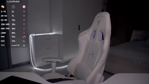 Evelina online show from February 10, 5:49 pm