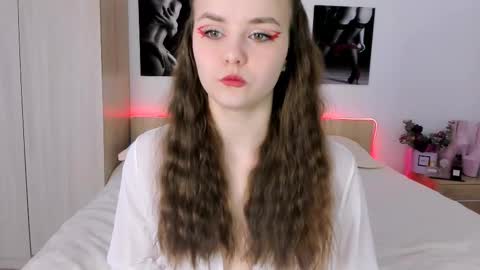 Evelina online show from March 9, 5:11 am