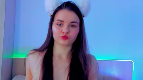 Evelina online show from February 27, 11:39 am