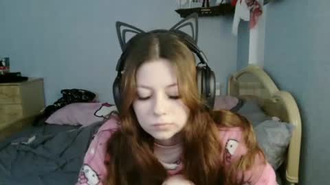 Alice 3 online show from July 24, 11:29 am