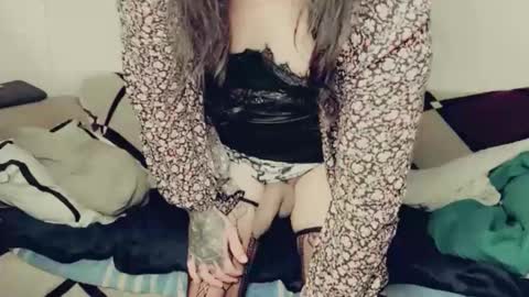 evelyn420521 online show from June 4, 5:41 pm