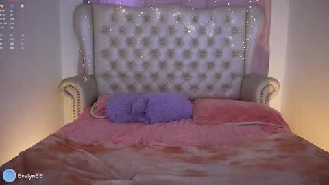 evelyn evelyn online show from January 31, 7:11 pm