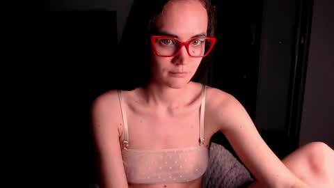 Evelyn online show from April 12, 6:56 pm