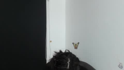 Evelyne online show from April 14, 3:32 am