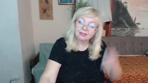 BarbaraBlondy online show from October 30, 7:25 pm