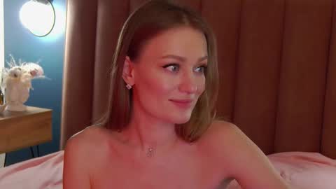 Evelyn online show from February 21, 6:27 am