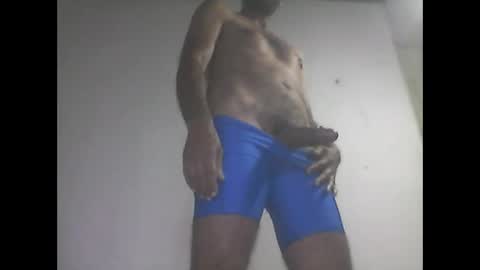 everaldosantos online show from February 28, 10:50 pm