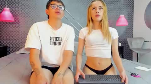 Evie  Denm online show from December 1, 8:18 pm