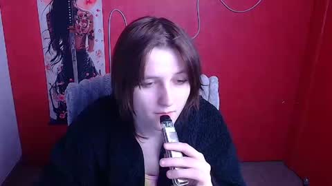 Evie online show from February 21, 12:41 pm