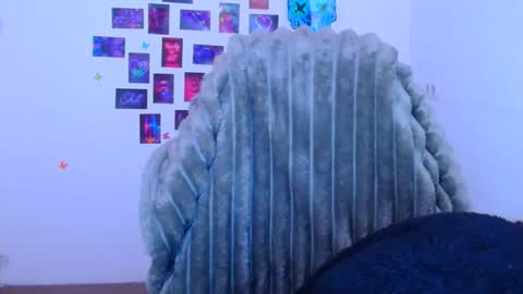 Evie online show from February 7, 6:38 am