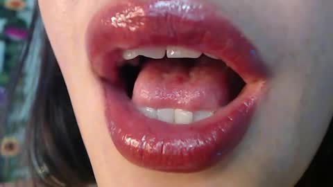 Evoleth online show from December 13, 5:49 am