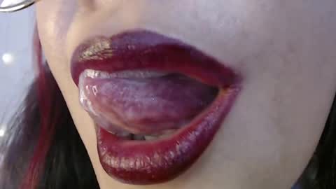 Evoleth online show from December 12, 5:20 am