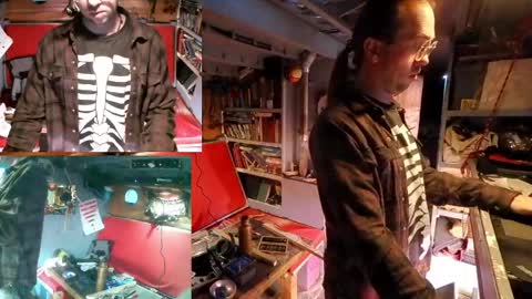 EvPierce online show from June 7, 3:55 am