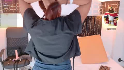 evvaa_moon online show from March 30, 1:00 pm