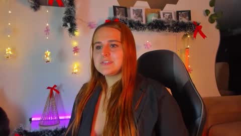 EVY online show from December 16, 1:02 am