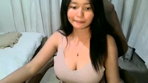 excotic_mia online show from May 25, 3:07 pm