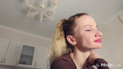 eximi online show from February 27, 10:02 pm