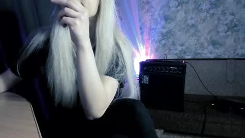 my real name is Irene but Exo is oke too  online show from February 15, 8:07 pm