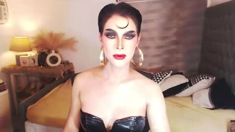 cassie online show from May 5, 4:52 am