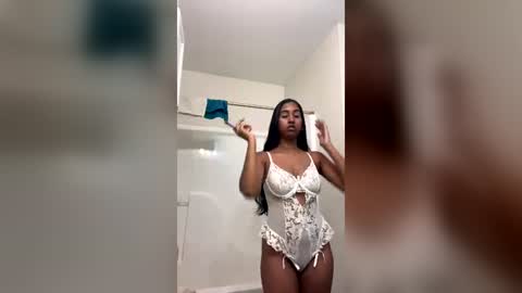exoticanna444 online show from June 25, 2:30 am