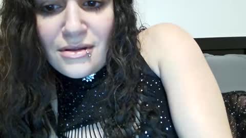 exoticezra69 online show from March 11, 3:04 am