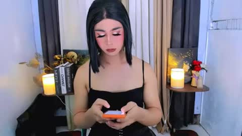 expensive_elise online show from July 14, 10:21 am
