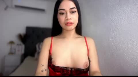 chloee online show from August 6, 10:24 am