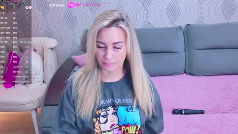 Anna online show from April 8, 3:09 am