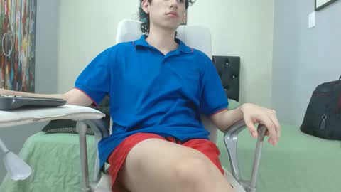 extrella_latina22 online show from January 12, 11:04 pm