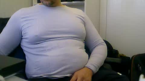 derssing online show from February 28, 9:02 am