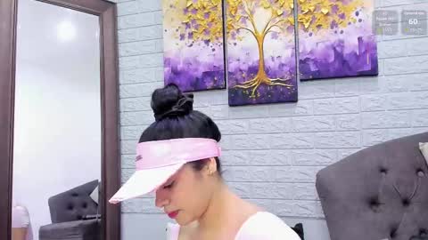      online show from December 22, 10:05 pm