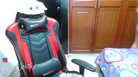 Nadia online show from November 19, 10:30 pm