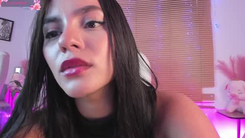 Eyleen online show from January 10, 9:20 pm