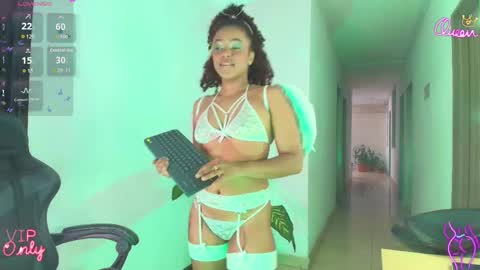 eylend_lisboa_ online show from January 10, 2:55 pm