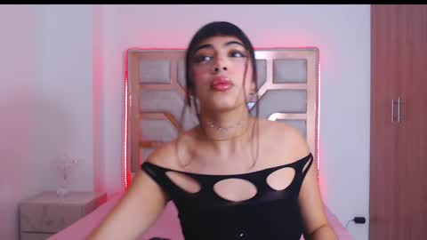 eylin_sofia online show from February 24, 4:16 am