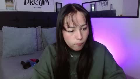 eymmy_24 online show from September 9, 2:55 am