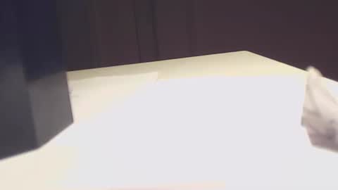 EZCODA online show from December 26, 1:07 am