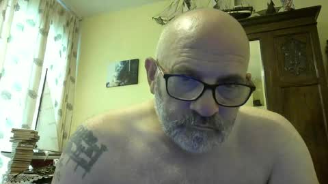 f1zzeek online show from June 18, 3:06 pm
