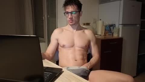 Mick online show from March 7, 3:08 am