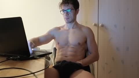 Mick online show from December 7, 8:33 pm