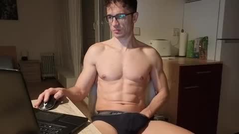 Mick online show from February 20, 3:45 am