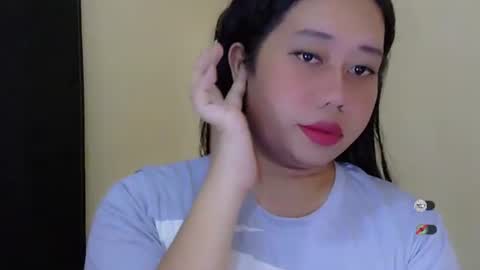 yanna online show from October 10, 11:49 am