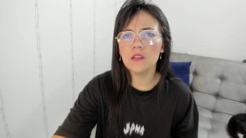 camila online show from April 17, 4:26 am