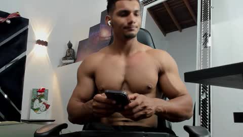 FABIO online show from December 4, 7:24 pm