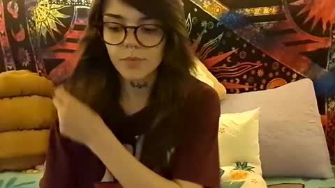 Faerie 3 online show from March 23, 3:00 am